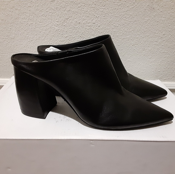 Steve Madden Shoes - Steve Madden